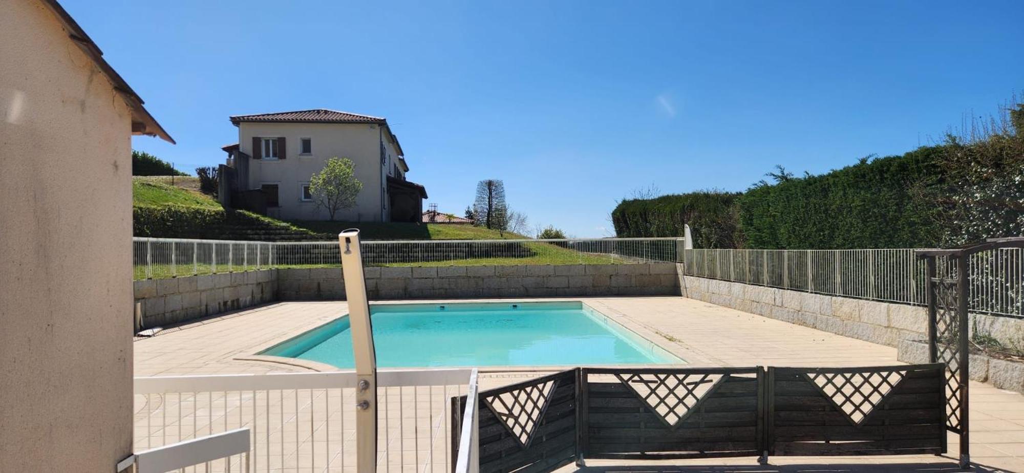 Le N4 Des Hauts De Sarlat, Clim Piscine Parking 外观 照片